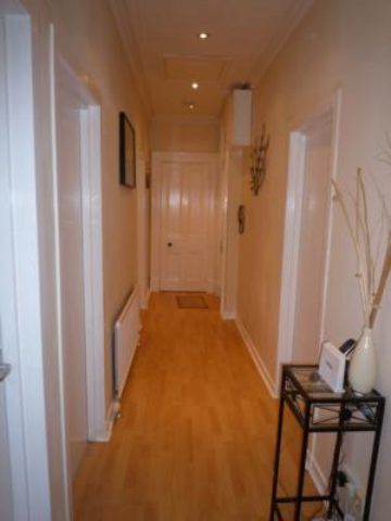  Image of 3 Bedroom Flat  To Rent at Esslemont Avenue, Aberdeen, AB25 at Rosemount Aberdeen Aberdeen, AB25 1SL